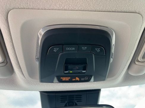 Used 2026 Toyota Corolla LE FWD image 27