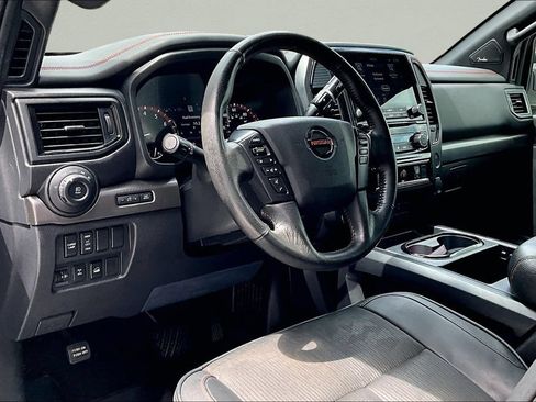 Used 2022 Nissan Titan PRO-4X w/ Pro-4x Utility Package AWD/4WD image 18