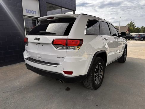 Used 2020 Jeep Grand Cherokee Limited w/ Luxury Group II RWD image 8