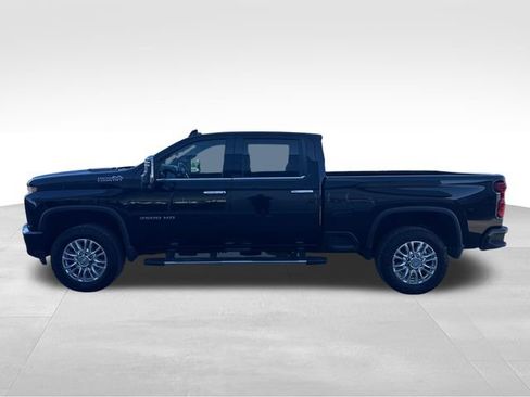 Used 2023 Chevrolet Silverado 3500 High Country w/ Z71 Off-Road Package image 2