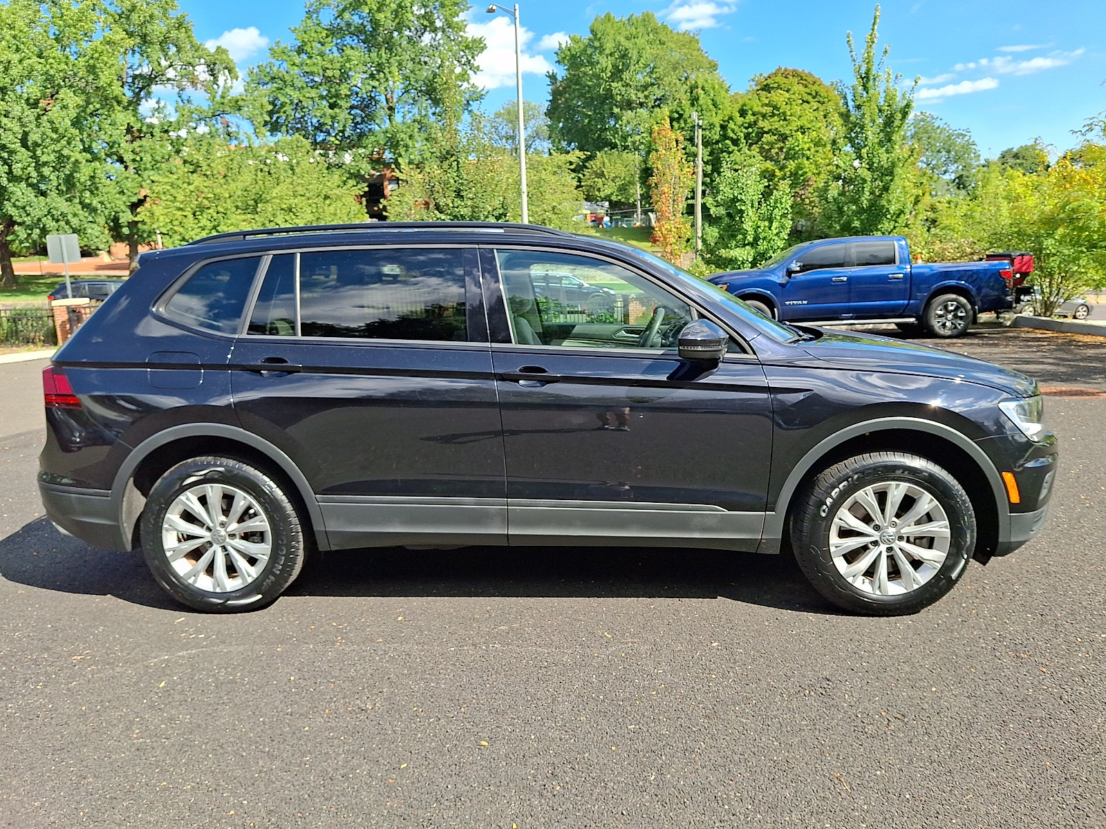 Used 2020 Volkswagen Tiguan S AWD/4WD image 7