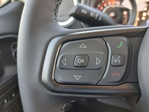 New 2025 Jeep Gladiator High Tide image 14