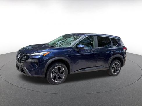 Used 2025 Nissan Rogue SV FWD image 8