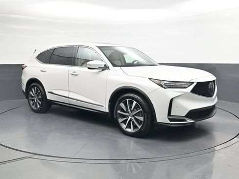 Used 2026 Acura MDX w/ Technology Package FWD image 2