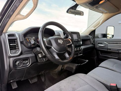 Used 2020 RAM 3500 Big Horn AWD/4WD image 23