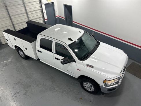Used 2021 RAM 2500 Tradesman w/ Chrome Appearance Group image 10