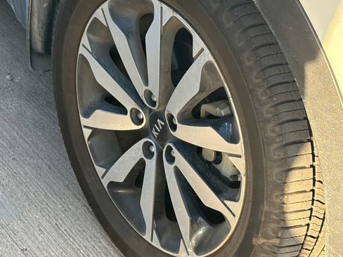 Used 2017 Kia Sportage EX w/ EX Technology Package FWD image 5