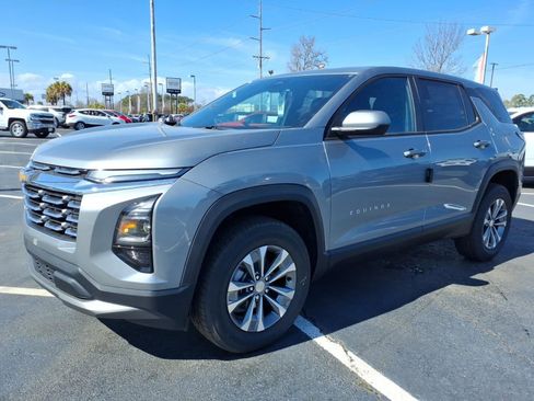 New 2026 Chevrolet Equinox LT image 8