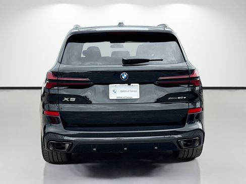New 2026 BMW X5 xDrive50e w/ Executive Package AWD/4WD image 4