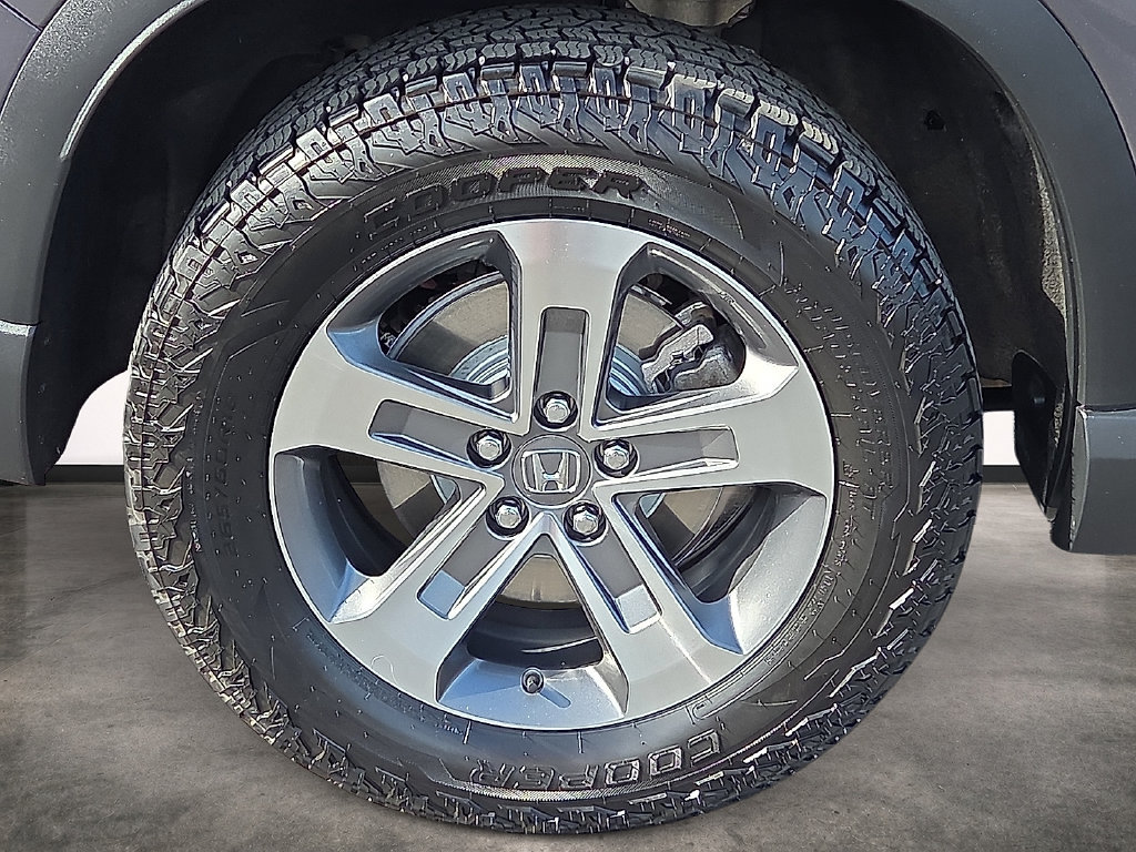 Used 2025 Honda Pilot EX-L image 7