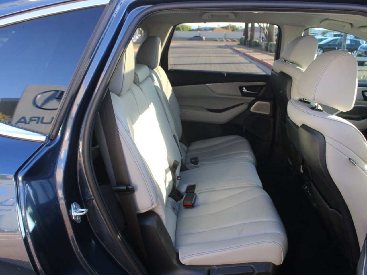 Used 2025 Acura MDX w/ Technology Package AWD/4WD image 12