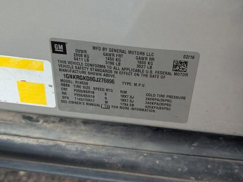 Used 2016 Chevrolet Traverse LT image 11