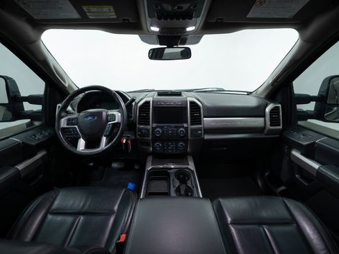 Used 2021 Ford F350 Lariat w/ Lariat Value Package AWD/4WD image 17