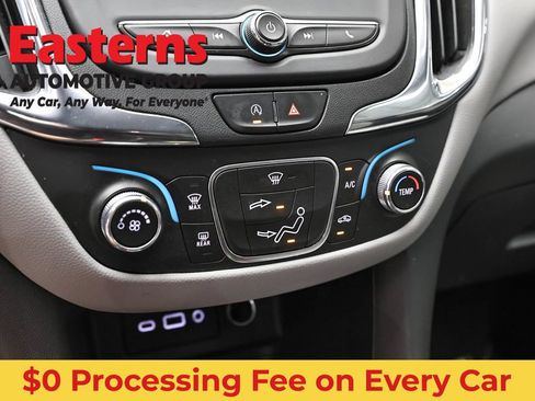 Used 2022 Chevrolet Equinox LS FWD image 19