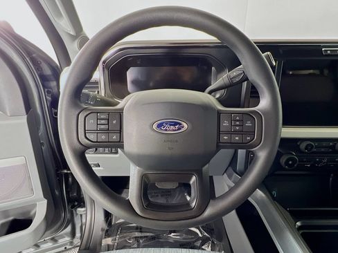 New 2026 Ford F450 XLT w/ XLT Premium Package AWD/4WD image 9