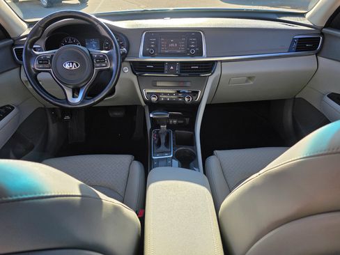 Used 2016 Kia Optima EX image 13