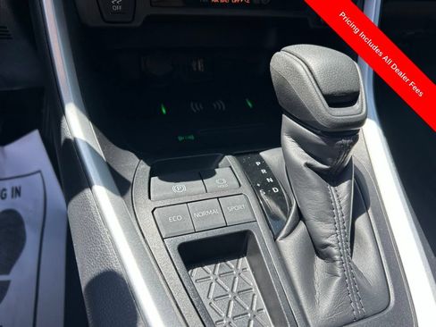Used 2025 Toyota RAV4 XLE w/ Convenience Package FWD image 12