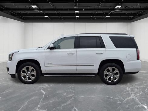 Used 2017 GMC Yukon SLT w/ Premium Edition AWD/4WD image 2