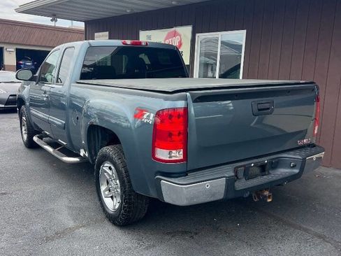 Used 2008 GMC Sierra 1500 SLT w/ All-Terrain Package image 3