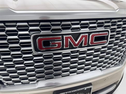 Used 2022 GMC Yukon Denali image 26