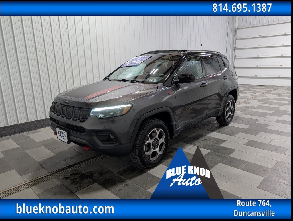 Used 2022 Jeep Compass Trailhawk w/ Trailhawk Elite Group AWD/4WD image 1