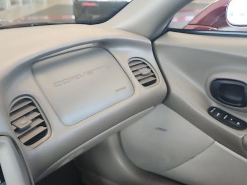 Used 2003 Chevrolet Corvette Convertible w/ Preferred Equipment Group1 image 22