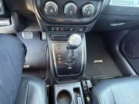 Used 2017 Jeep Compass Sport FWD image 16