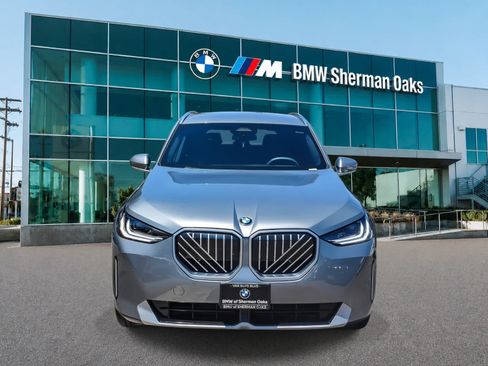 Used 2026 BMW X3 xDrive30i AWD/4WD image 2