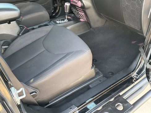 Used 2017 Jeep Wrangler Sport w/ Connectivity Group image 55