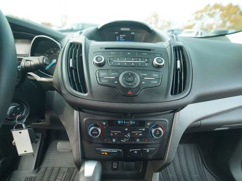 Used 2017 Ford Escape SE w/ SE Cold Weather Package image 30