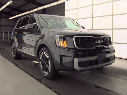 Used 2025 Kia Telluride S
