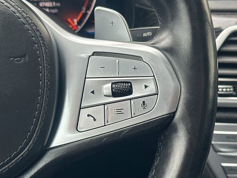 Used 2020 BMW 740i w/ M Sport Package image 24