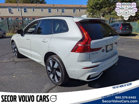 Certified 2024 Volvo XC60 T8 Plus w/ Protection Package Premier image 5