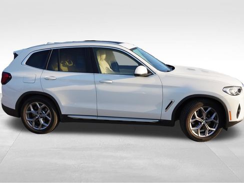 Used 2023 BMW X3 xDrive30i w/ Convenience Package AWD/4WD image 2