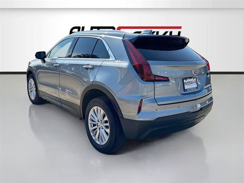 Used 2024 Cadillac XT4 Luxury image 5
