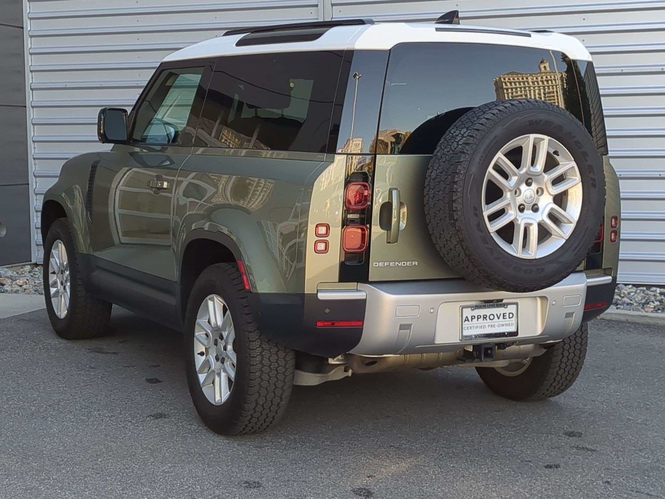 Certified 2023 Land Rover Defender 90 S AWD/4WD image 10
