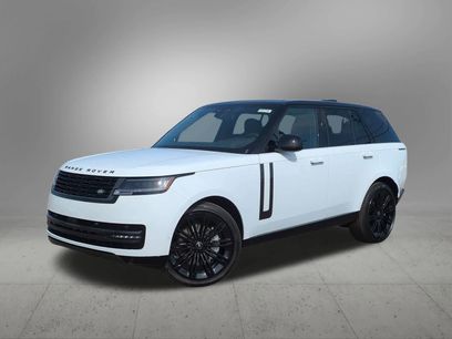 New 2025 Land Rover Range Rover SE