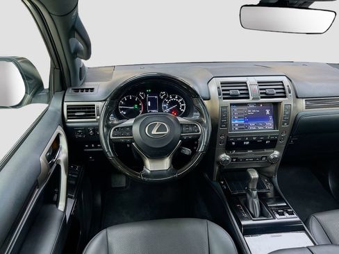 Used 2020 Lexus GX 460 Premium w/ Premium Package AWD/4WD image 25