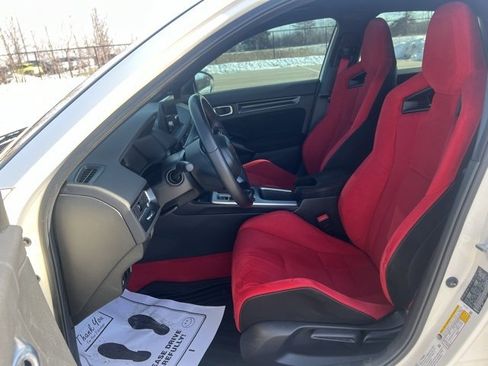 Used 2024 Honda Civic Type R image 25