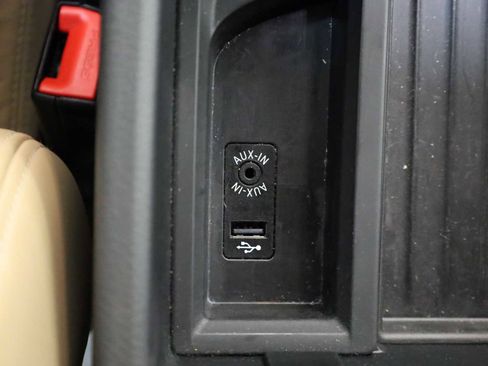 Used 2016 BMW M3 RWD image 31