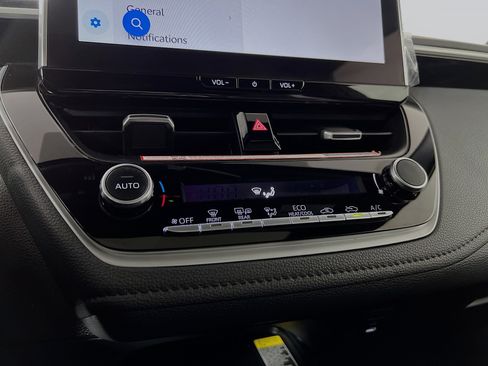 Certified 2025 Toyota Corolla XSE FWD image 17