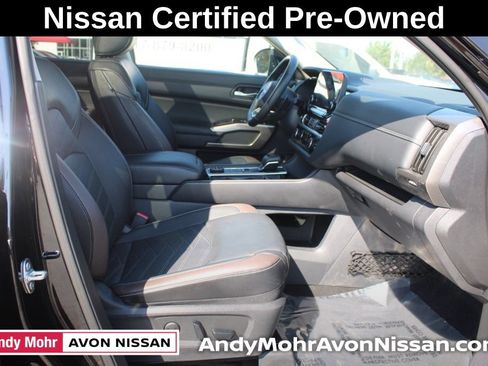 Certified 2024 Nissan Pathfinder Platinum AWD/4WD image 22