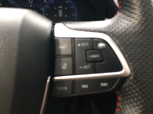 Certified 2025 Toyota Sienna XSE image 8