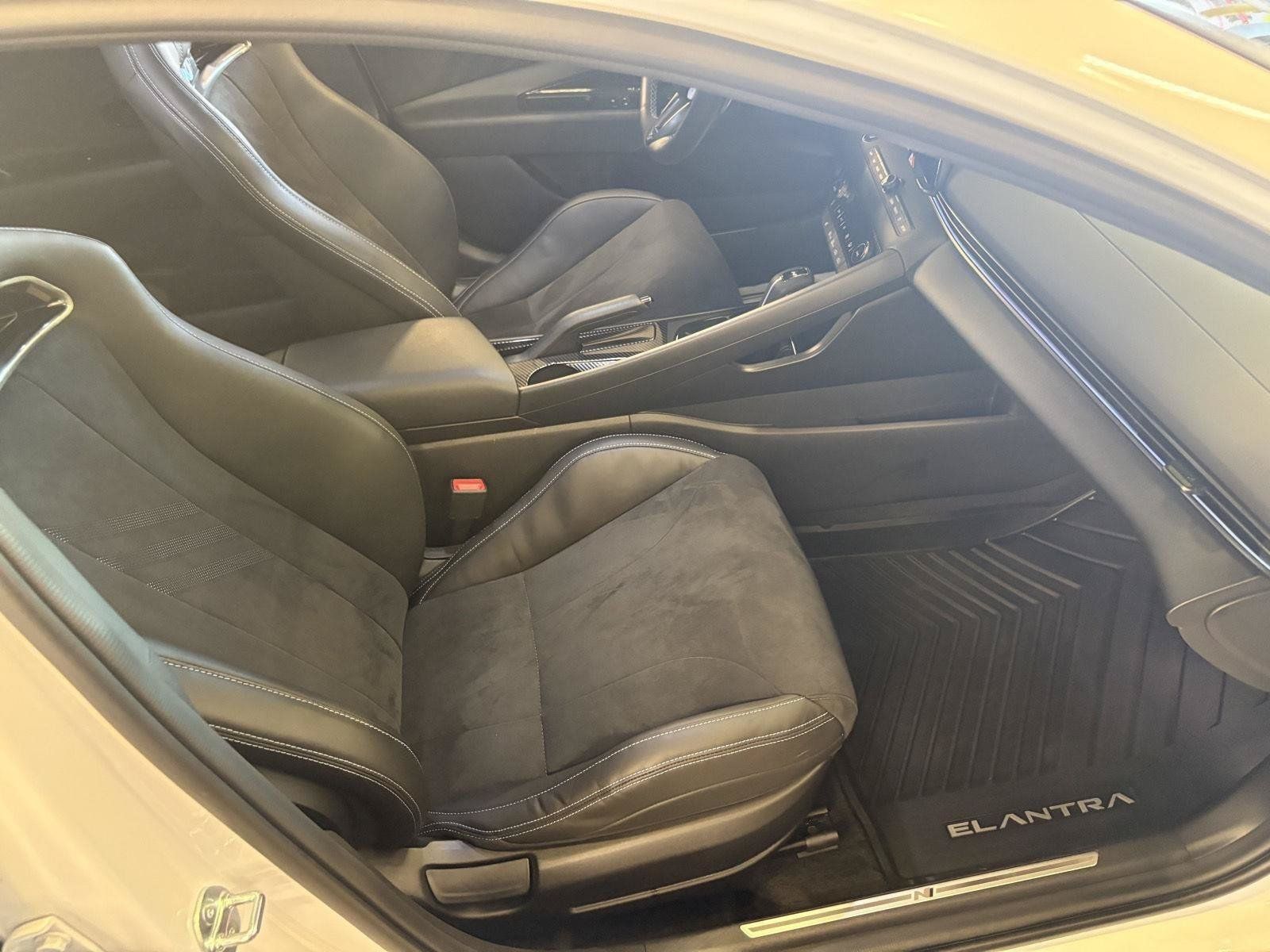 Used 2025 Hyundai Elantra N FWD image 15