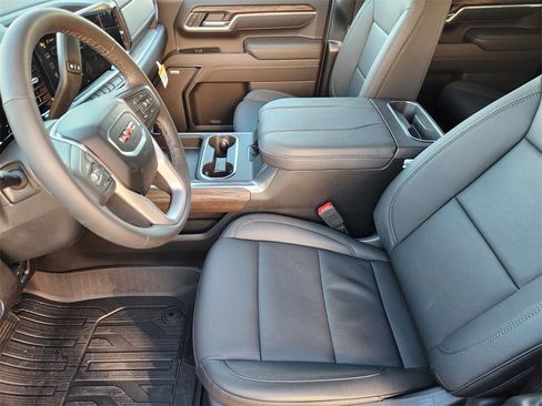 New 2026 GMC Sierra 2500 SLT w/ Texas SLT Premium Package image 8