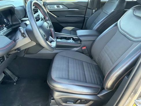 Certified 2025 Ford Explorer ST-Line AWD/4WD image 14