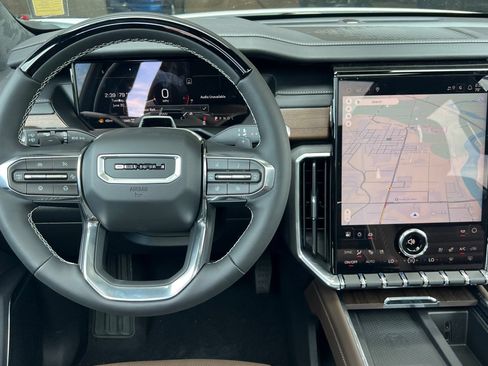 New 2026 GMC Acadia Denali Ultimate AWD/4WD image 11