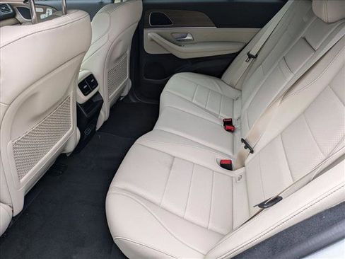 Used 2025 Mercedes-Benz GLE 450 4MATIC image 15