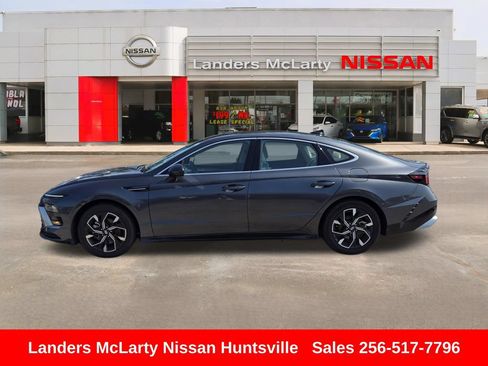 Used 2024 Hyundai Sonata SEL FWD image 8