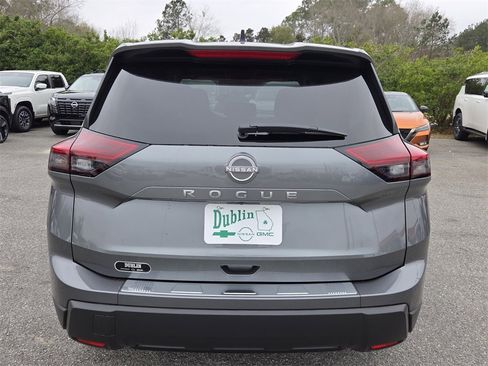 New 2026 Nissan Rogue SV image 9